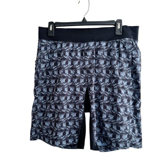 Lululemon T.h.e. Shorts Lined 9" Inseam Geometric Waves - Picture 1 of 9